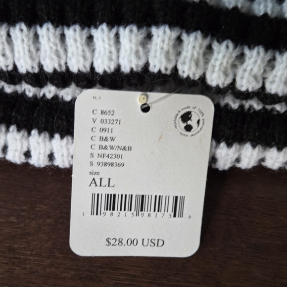 NWT Free People Movement Black White Stripe It Up Cool Down Beanie - Picture 7 of 7